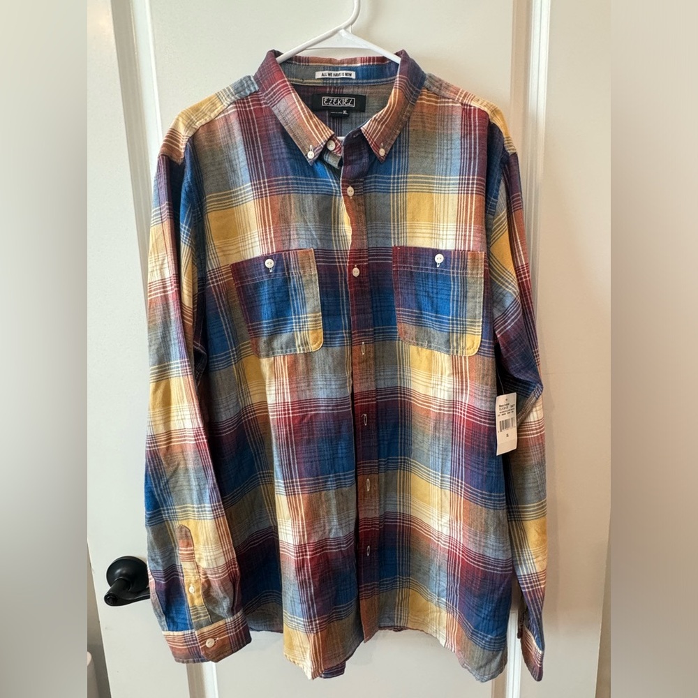 Ezekiel brand, XL, long sleeve button up, comfortable men’s shirt